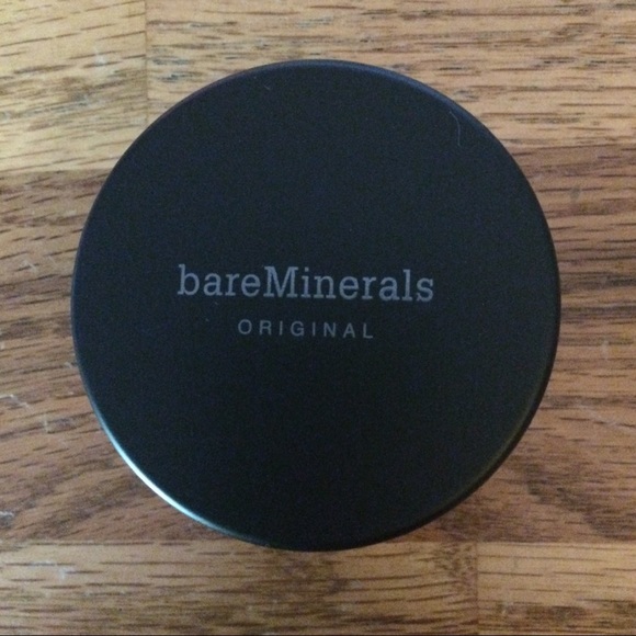 NWT BareMinerals Medium Foundation SPF 15 & Bag - Picture 4 of 10